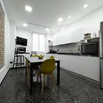 Apartman Largodoria - Viagenova, Box Auto Privato Incluso *