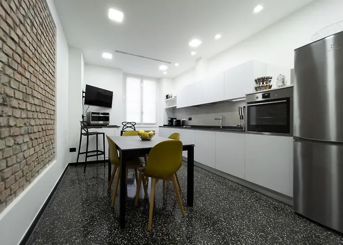Appartamento Largodoria - Viagenova, Box Auto Privato Incluso *