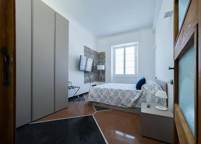 Largodoria - Viagenova, Box Auto Privato Incluso *