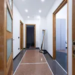 Appartement Largodoria - Viagenova, Box Auto Privato Incluso *