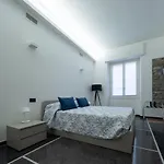 Largodoria - Viagenova, Box Auto Privato Incluso *